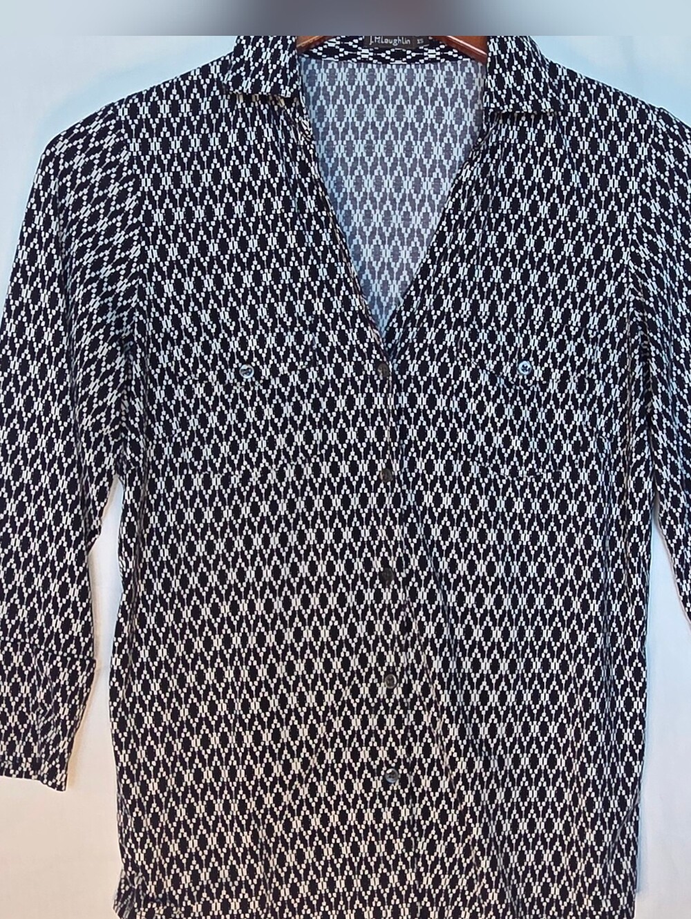 J. McLaughlin Women's Blouse Pockets Button Down Black White Sz XS Lightweight